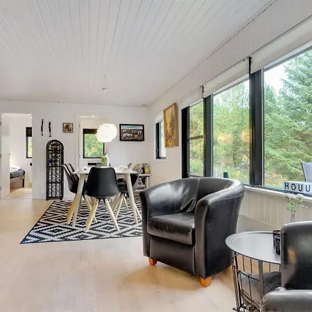 Holiday Siona - 500m From The Sea In Ne Jutland By Interhome Holiday home