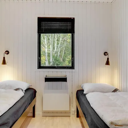 Holiday home Holiday Siona - 500m From The Sea In Ne Jutland By Interhome Hals